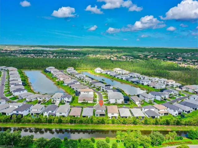 Gated Rivercreek Community