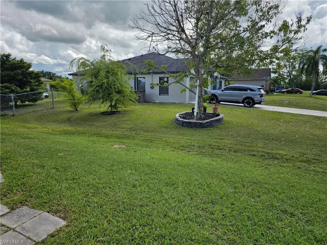 818 Albert Ave, Lehigh Acres, Florida 33971
