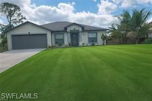 818 Albert Ave, Lehigh Acres, Florida 33971