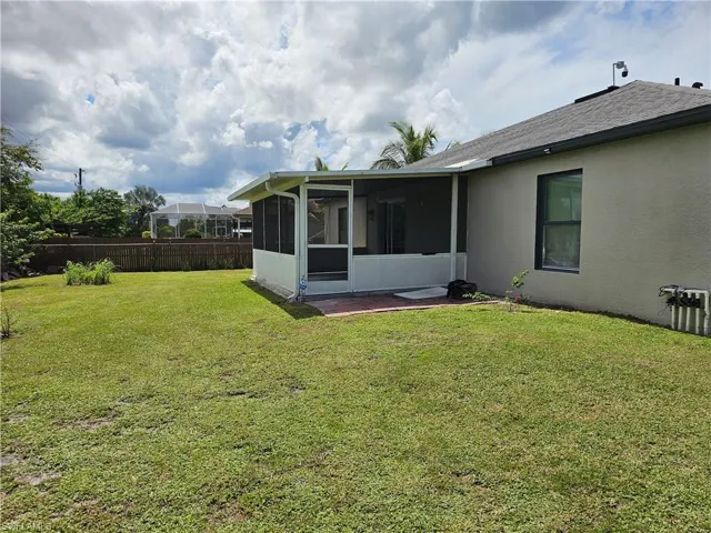 818 Albert Ave, Lehigh Acres, Florida 33971