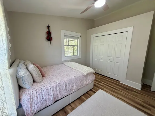 Upstairs Bedroom #1
