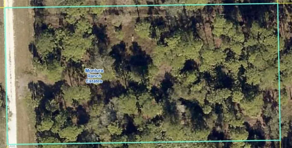Aerial map of property and surrounding area with property boundaries highlighted