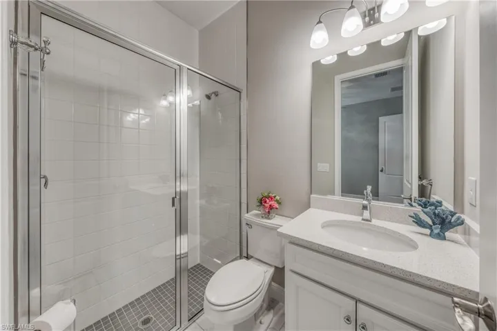 3864 Barque CT, NAPLES FL 34120