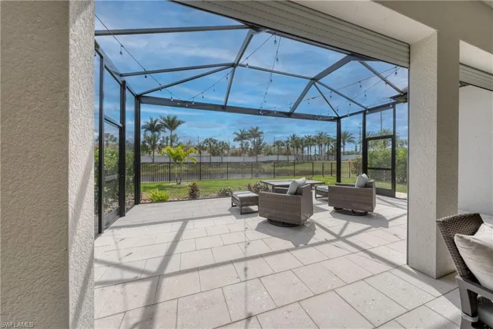 3864 Barque CT, NAPLES FL 34120