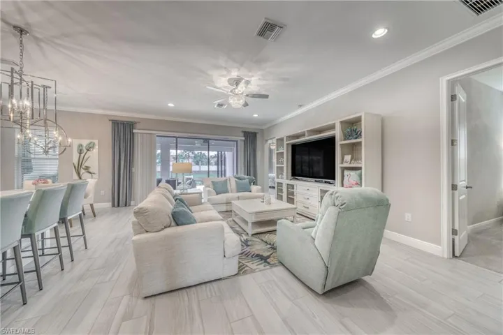 3864 Barque CT, NAPLES FL 34120