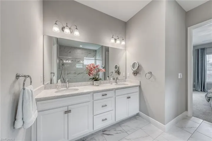 3864 Barque CT, NAPLES FL 34120