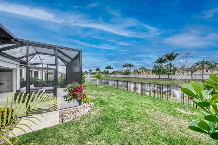 3864 Barque CT, NAPLES FL 34120
