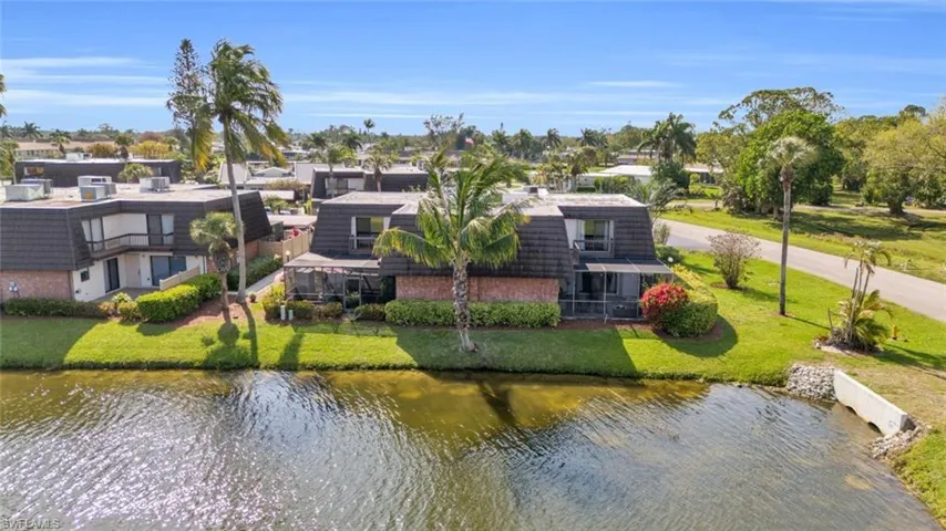188  Lake Point  LN, Naples, FL 34112