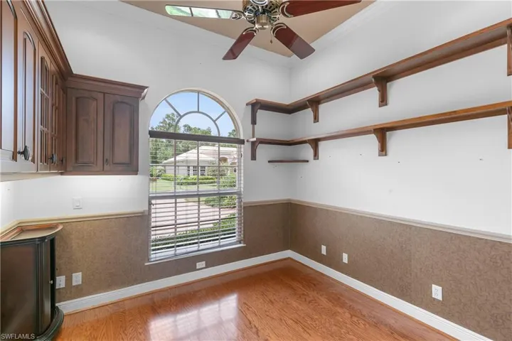 10268  Avonleigh  DR, Bonita Springs, FL 34135