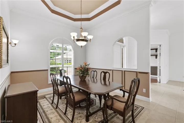 10268  Avonleigh  DR, Bonita Springs, FL 34135
