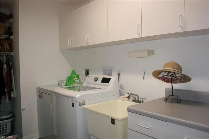 2481  Palo Duro  BLVD, North Fort Myers, FL 33917