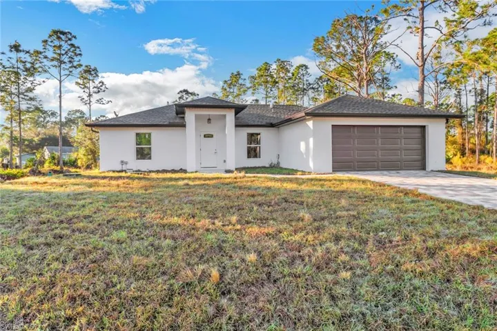 906  Milwaukee  BLVD, Lehigh Acres, FL 33974