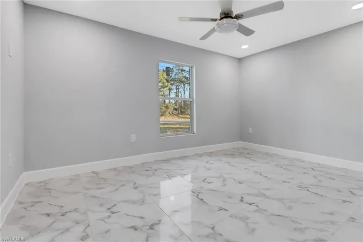 906  Milwaukee  BLVD, Lehigh Acres, FL 33974