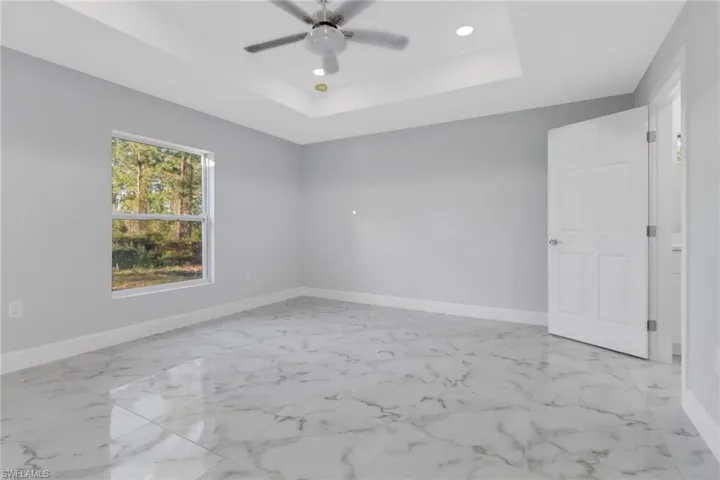 906  Milwaukee  BLVD, Lehigh Acres, FL 33974