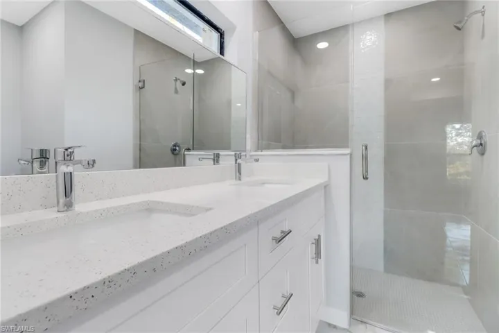 906  Milwaukee  BLVD, Lehigh Acres, FL 33974