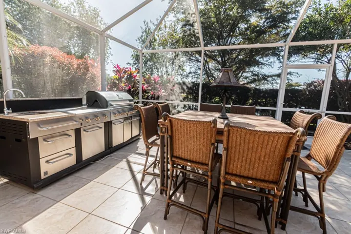 Sunroom / solarium with sink