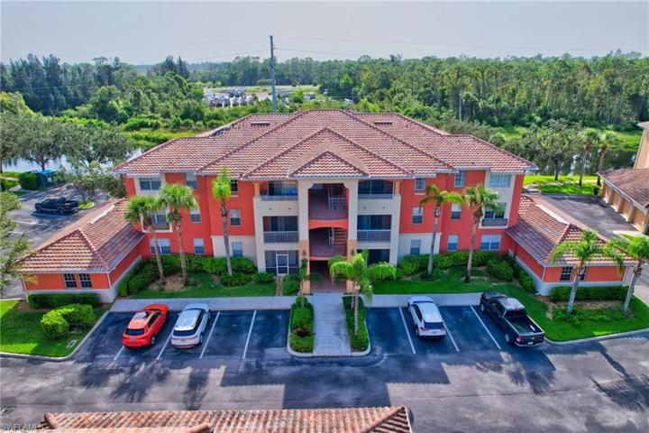 3965  Pomodoro  CIR, Cape Coral, FL 33909