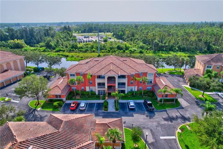 3965  Pomodoro  CIR, Cape Coral, FL 33909