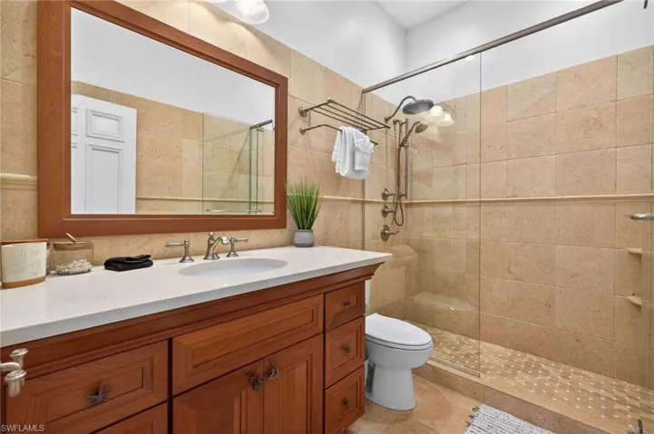 17201 Captiva Dr, Captiva, Florida 33924