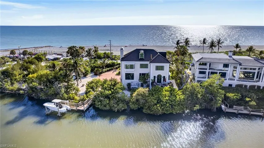 17201 Captiva Dr, Captiva, Florida 33924