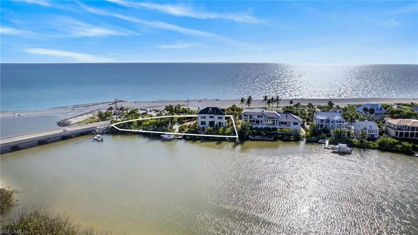 17201 Captiva Dr, Captiva, Florida 33924