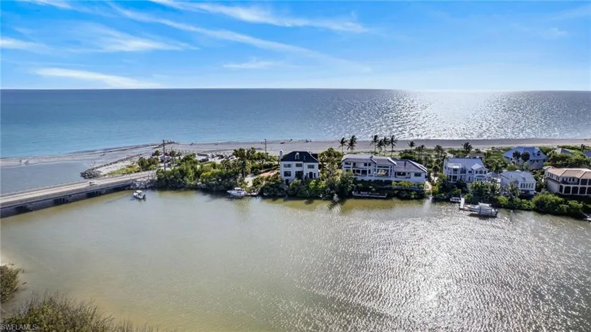17201 Captiva Dr, Captiva, Florida 33924