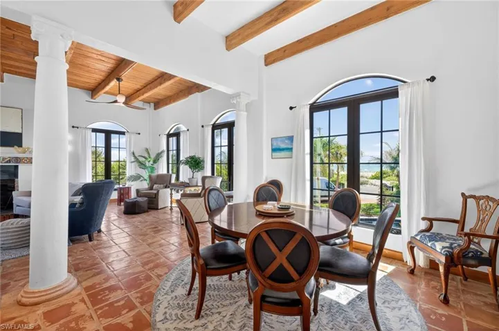 17201 Captiva Dr, Captiva, Florida 33924