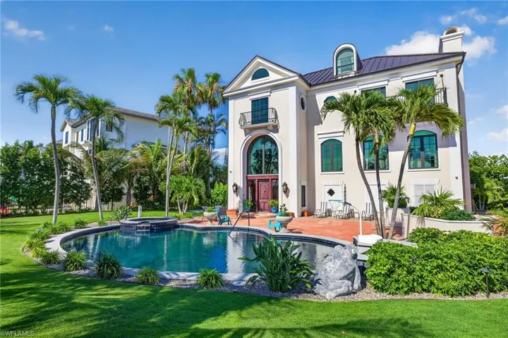 17201 Captiva Dr, Captiva, Florida 33924