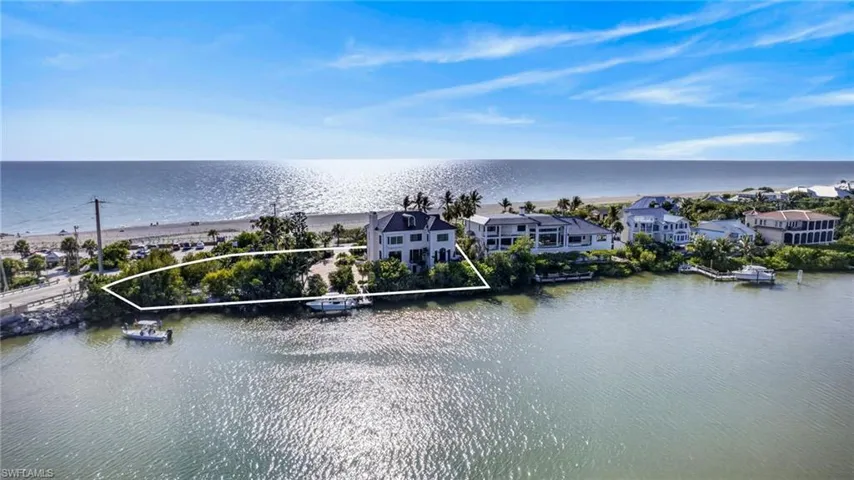 17201 Captiva Dr, Captiva, Florida 33924