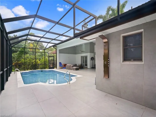 2140 Harlans Run, Naples, Florida 34105