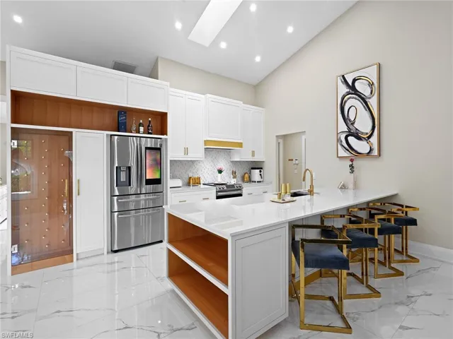 2140 Harlans Run, Naples, Florida 34105