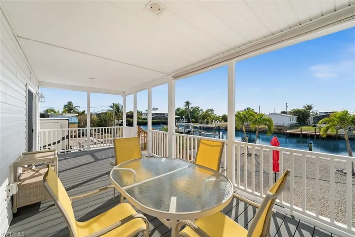 Spacious Lanai to Enjoy Sunsets