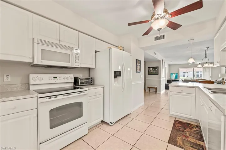 26740 Rosewood Pointe Ln 101, Bonita Springs, Florida 34135