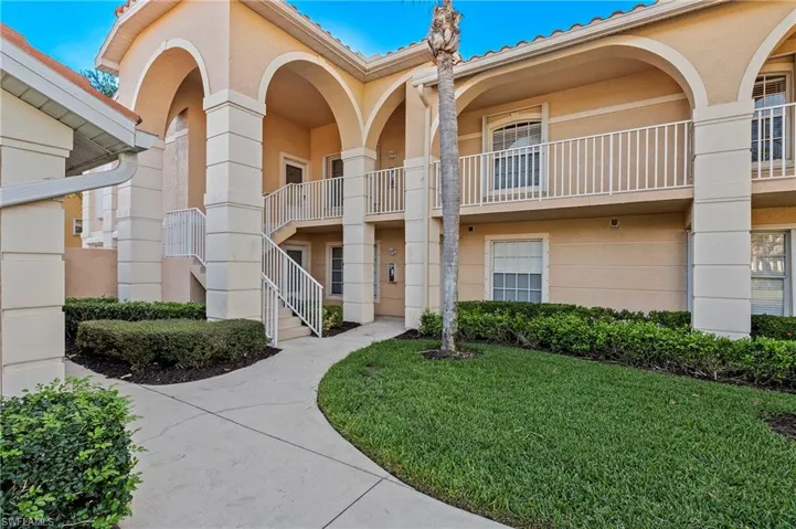 26740 Rosewood Pointe Ln 101, Bonita Springs, Florida 34135