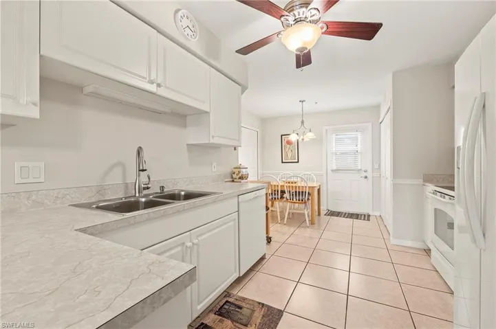 26740 Rosewood Pointe Ln 101, Bonita Springs, Florida 34135