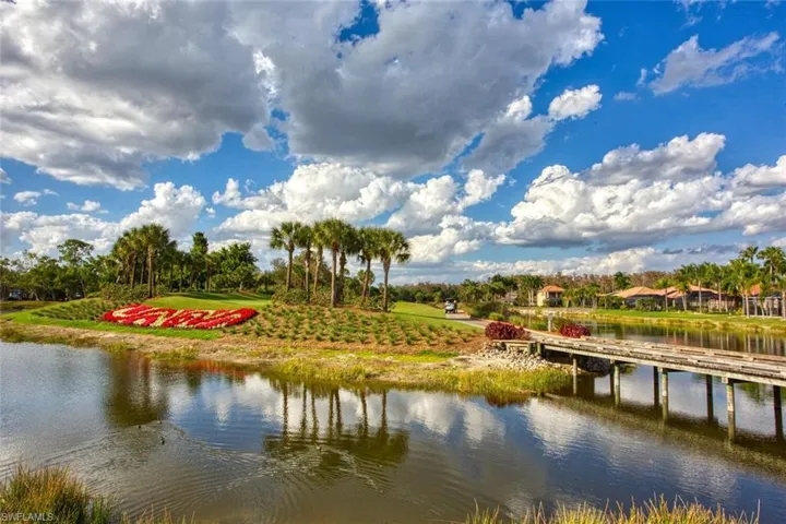 8066 Queen Palm Ln 543, Fort Myers, Florida 33966