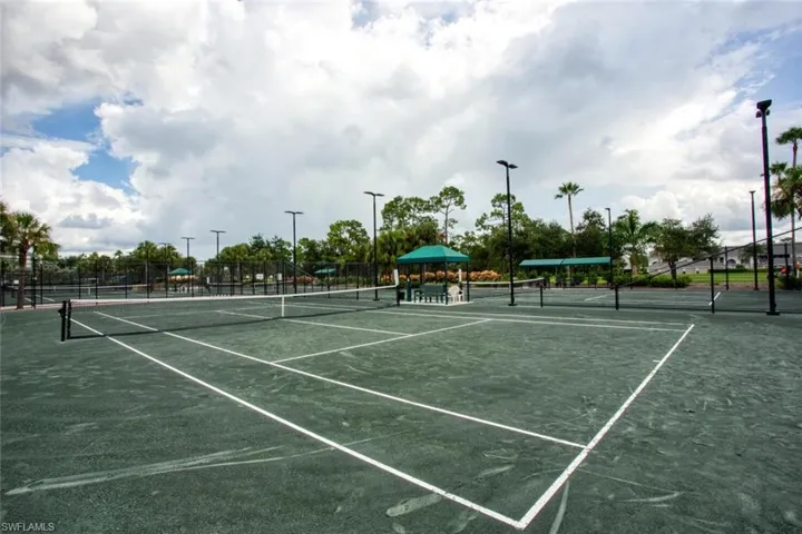 8066 Queen Palm Ln 543, Fort Myers, Florida 33966