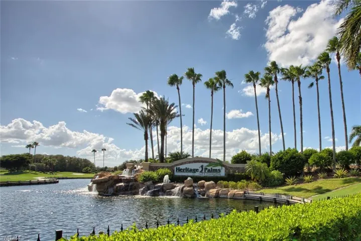 8066 Queen Palm Ln 543, Fort Myers, Florida 33966