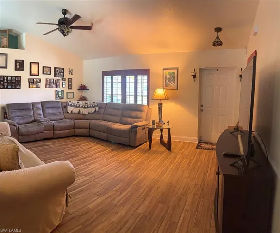 1209 Nw 25th Pl, Cape Coral, Florida 33993