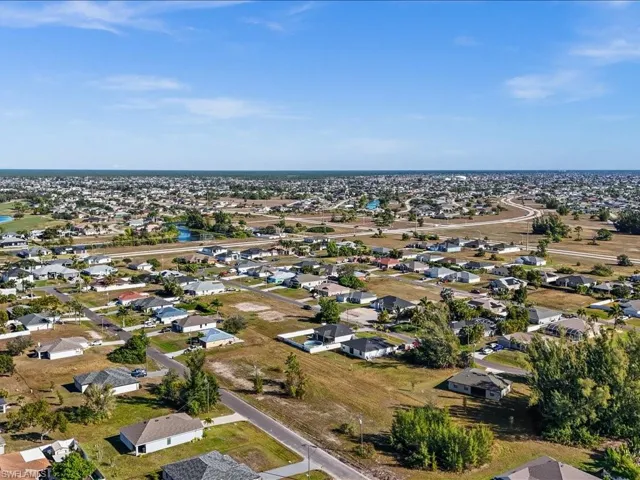 1209 Nw 25th Pl, Cape Coral, Florida 33993