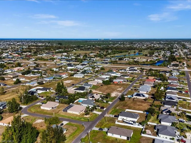 1209 Nw 25th Pl, Cape Coral, Florida 33993