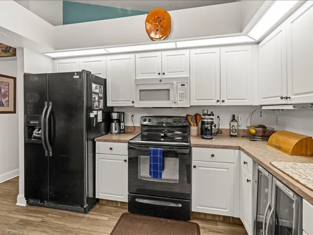1209 Nw 25th Pl, Cape Coral, Florida 33993
