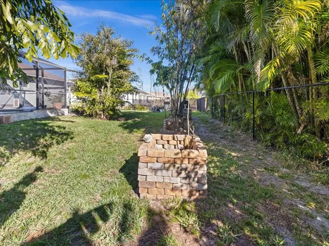 1209 Nw 25th Pl, Cape Coral, Florida 33993
