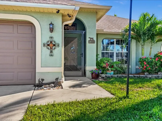 1209 Nw 25th Pl, Cape Coral, Florida 33993