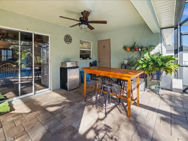 1209 Nw 25th Pl, Cape Coral, Florida 33993