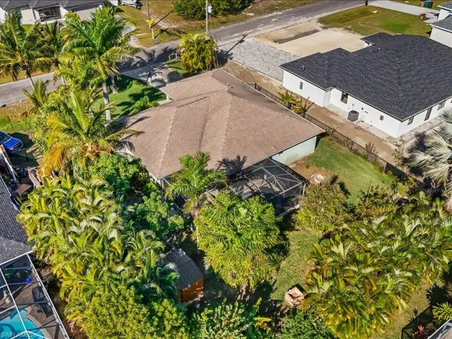 1209 Nw 25th Pl, Cape Coral, Florida 33993
