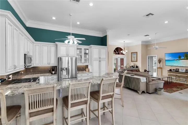 98 Gulfport Ct, Marco Island, Florida 34145