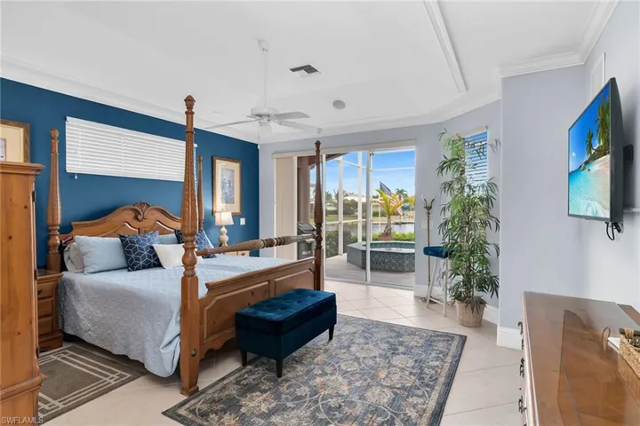 98 Gulfport Ct, Marco Island, Florida 34145