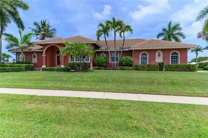 98 Gulfport Ct, Marco Island, Florida 34145