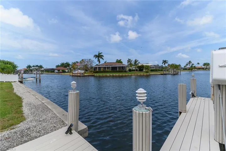 98 Gulfport Ct, Marco Island, Florida 34145